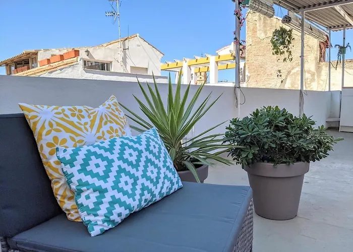 Central Townhouse With Amazing Rooftop Terrace